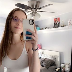 Meet your Posher, Julia